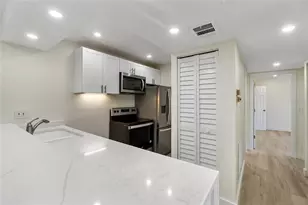 3229 Beneva Rd, Sarasota, FL 34232 - Photo 6