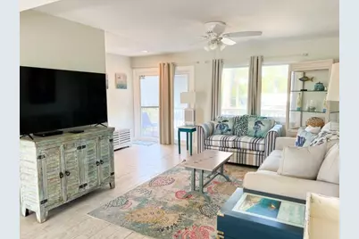 308 60th Street #A, Holmes Beach, FL 34217 - Photo 10