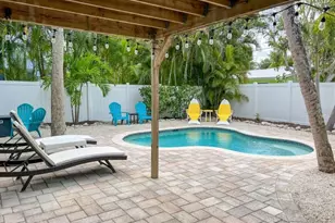 308 60th St, Holmes Beach, FL 34217 - Photo 20