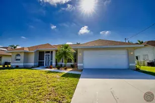 118 Broadmoor Ln, Rotonda West, FL 33947 - Photo 1