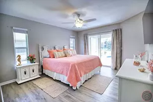 118 Broadmoor Ln, Rotonda West, FL 33947 - Photo 4