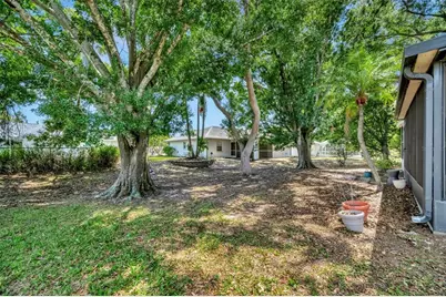 5872 Pauma Court, Sarasota, FL 34232 - Photo 40