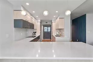 1050 Longboat Club Rd, Longboat Key, FL 34228 - Photo 10