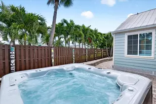 216 Sunrise Dr, Nokomis, FL 34275 - Photo 56