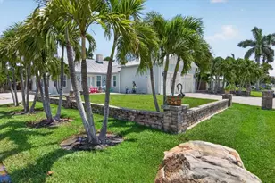 216 Sunrise Dr, Nokomis, FL 34275 - Photo 60