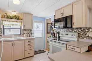 4109 12th St E, Ellenton, FL 34222 - Photo 8