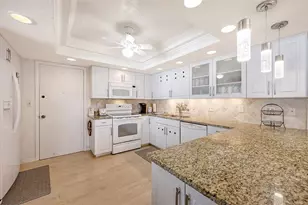 1 Benjamin Franklin Dr, Sarasota, FL 34236 - Photo 18