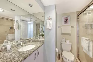 1 Benjamin Franklin Dr, Sarasota, FL 34236 - Photo 30