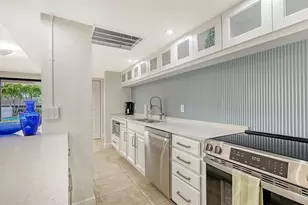 1 Benjamin Franklin Dr, Sarasota, FL 34236 - Photo 52
