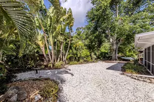 632 Park Dr, Bradenton, FL 34209 - Photo 28