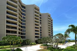 1211 Gulf of Mexico Dr, Longboat Key, FL 34228 - Photo 4