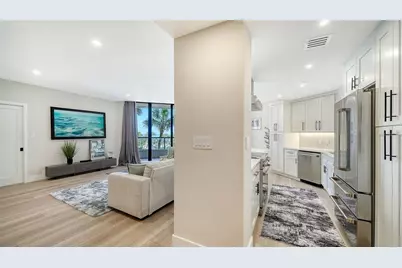 1211 Gulf Of Mexico Drive #105, Longboat Key, FL 34228 - Photo 6