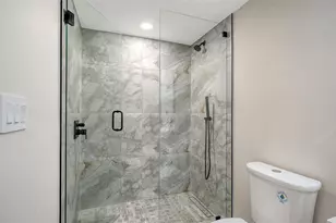 1211 Gulf of Mexico Dr, Longboat Key, FL 34228 - Photo 30