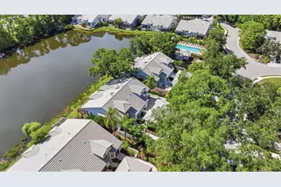 7706 Whitebridge Glen, University Park, FL 34201 - Photo 2
