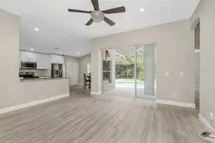 368 Tavernier Cir, Oldsmar, FL 34677 - Photo 10