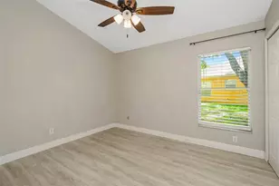 368 Tavernier Cir, Oldsmar, FL 34677 - Photo 24