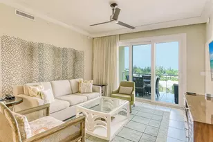 915 Seaside Dr, Sarasota, FL 34242 - Photo 8