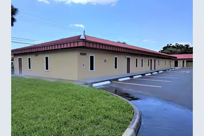 5207 26th Street W #106, Bradenton, FL 34207 - Photo 1