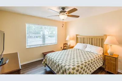 5658 Sheffield Greene Circle #66-17, Sarasota, FL 34235 - Photo 4