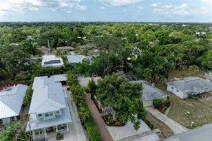 2250 Hillview St, Sarasota, FL 34239 - Photo 4