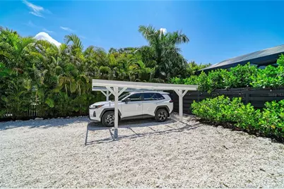 2250 Hillview Street, Sarasota, FL 34239 - Photo 54