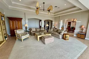 376 W Royal Flamingo Dr, Sarasota, FL 34236 - Photo 4
