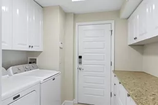 200 Cocoanut Ave, Sarasota, FL 34236 - Photo 30