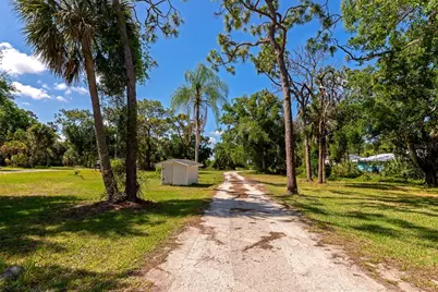 11903 Upper Manatee River Road, Bradenton, FL 34212 - Photo 4