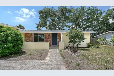 2706 White Sands Drive, Sarasota, FL 34231 - Photo 2