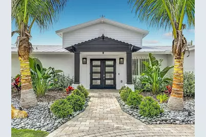 605 Key Royale Drive, Holmes Beach, FL 34217 - Photo 34
