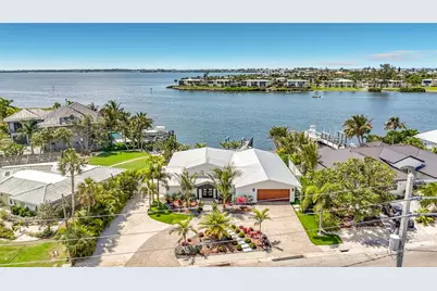 605 Key Royale Drive, Holmes Beach, FL 34217 - Photo 1