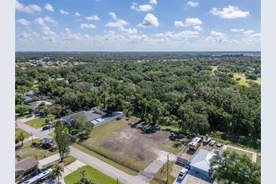 1941 E Leewynn Drive, Sarasota, FL 34240 - Photo 8