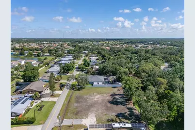 1941 E Leewynn Drive, Sarasota, FL 34240 - Photo 14