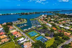 157 Lookout Point Dr, Osprey, FL 34229 - Photo 68