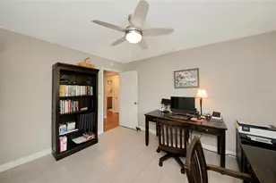 157 Lookout Point Dr, Osprey, FL 34229 - Photo 30