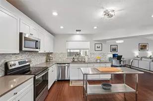 1201 Jamaica Rd, Venice, FL 34293 - Photo 10