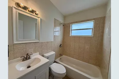 224 W Cornelius Circle, Sarasota, FL 34232 - Photo 20