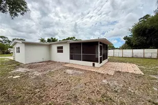 224 W Cornelius Cir, Sarasota, FL 34232 - Photo 38