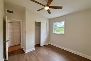 224 W Cornelius Cir, Sarasota, FL 34232 - Photo 22