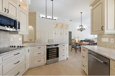 7501 Eaton Court, University Park, FL 34201 - Photo 10