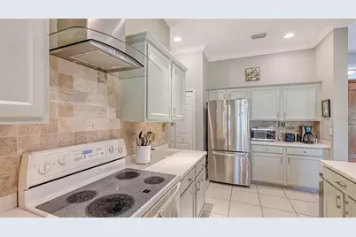 315 Londonderry Drive, Sarasota, FL 34240 - Photo 16