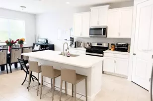5738 Long Shore Loop, Sarasota, FL 34238 - Photo 4