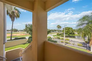 1195 Villagio Cir, Sarasota, FL 34237 - Photo 4
