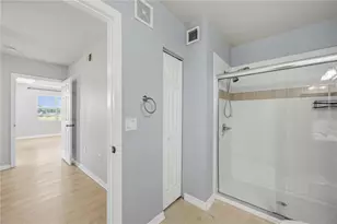 1195 Villagio Cir, Sarasota, FL 34237 - Photo 22