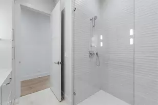 2531 Wisteria St, Sarasota, FL 34239 - Photo 26
