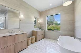 2531 Wisteria St, Sarasota, FL 34239 - Photo 22