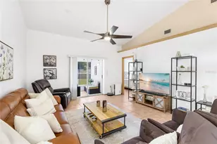 4537 S Lockwood Ridge Rd, Sarasota, FL 34231 - Photo 6