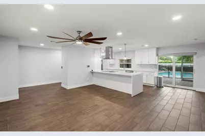 3405 S Lockwood Ridge Road, Sarasota, FL 34239 - Photo 10