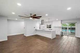 3405 S Lockwood Ridge Rd, Sarasota, FL 34239 - Photo 10