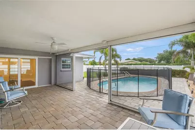 3405 S Lockwood Ridge Road, Sarasota, FL 34239 - Photo 38